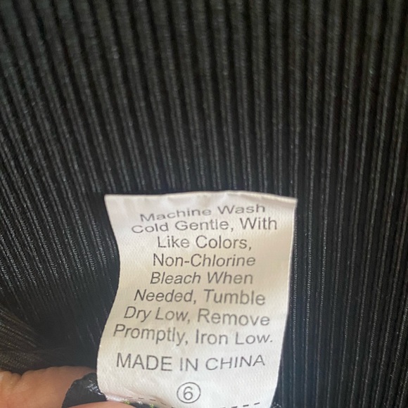 SHEIN Contrast Topstitching Mock Neck Rib-Knit-SZ 2XL-Black - Picture 8 of 10